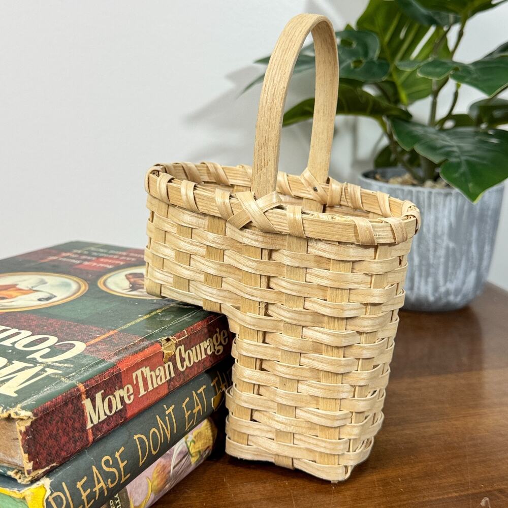 Vintage Basketville Mini Stair Step Basket Wicker 4.5" Tall (without handle)